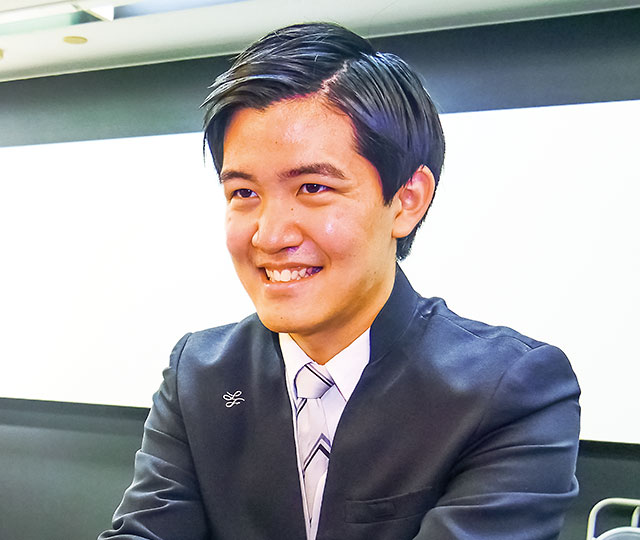 エアライン学科　渡邉 元弘さん