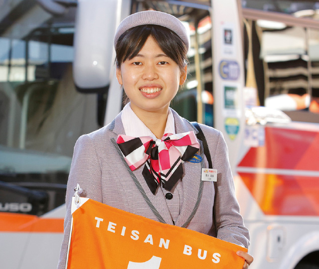 旅行学科　青木 菜桜さん